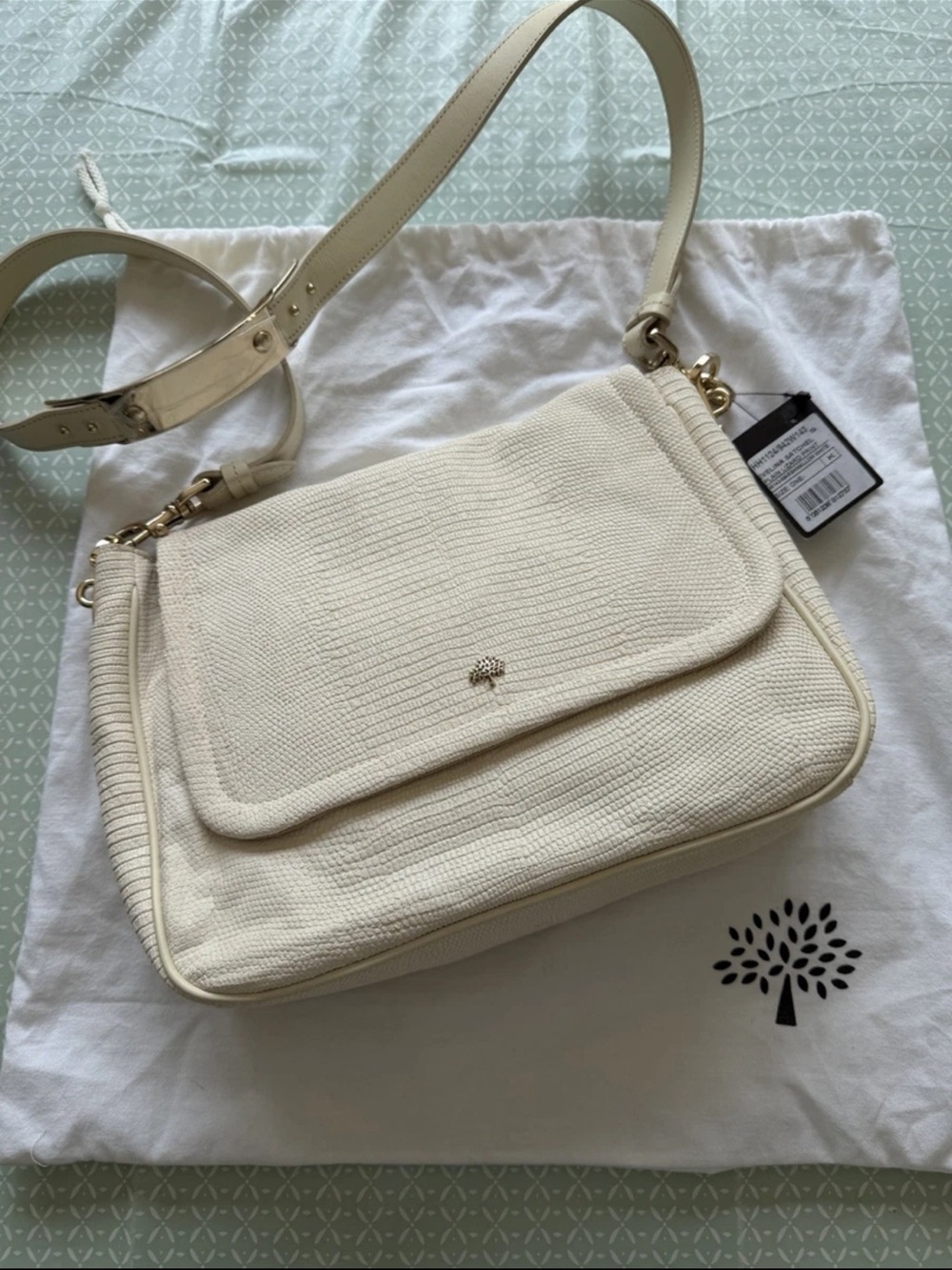 Mulberry Cream Textured Leather Shoulder Bag with Gold Hardware